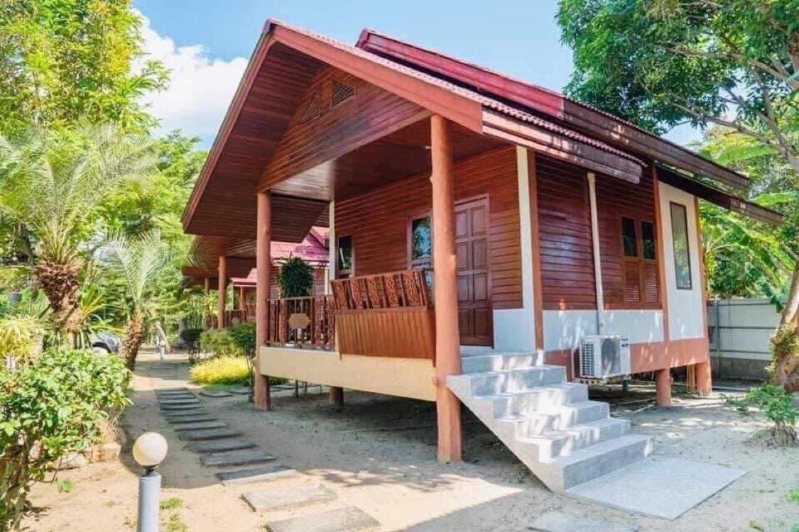 Phangan Lodge Baan Tai Exterior photo